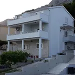With Parking Space Medici, Omis - 1045 Lejlighed