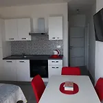 With Parking Space Medici, Omis - 1045 Appartement