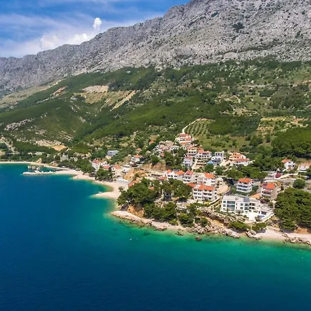 Lejlighed With Parking Space Medici, Omis - 1045 Mimice